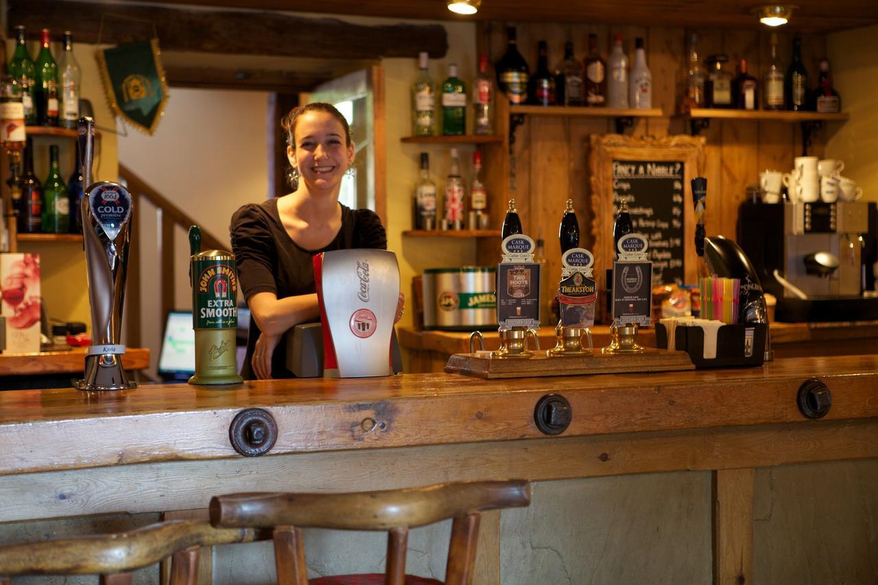 The New Inn Thornton Dale Eksteriør billede